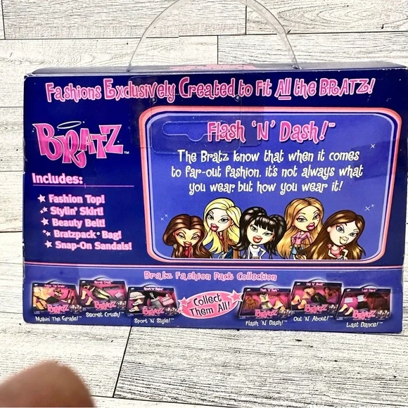 VINTAGE 2003 Bratz FLASH 'N' DASH! DANAFashion Pack NEW BOX by MGA_264460